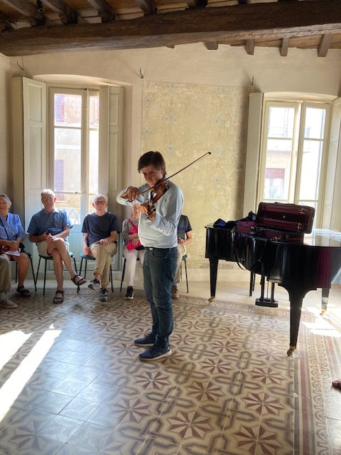 stifteren af Casa Stradivarius museum, violinisten Fabrizio Von Arx.