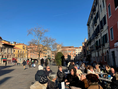 Campo margherita i Venedig badet i sol under nytårsrejse